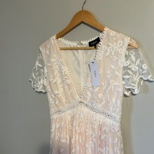 Vici Dolls blush maxi dress with beautiful detailing. New.